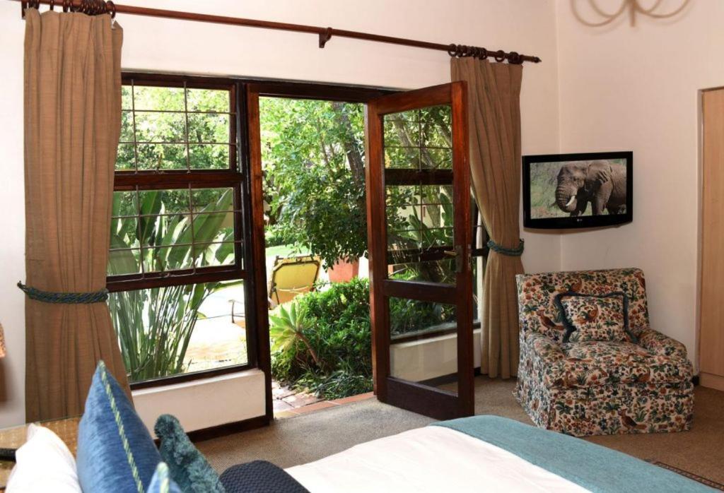Lourie Lodge Сандтон Екстер'єр фото