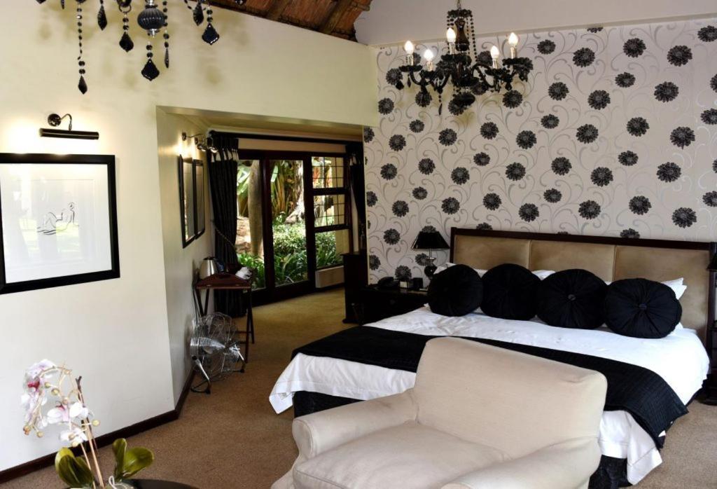 Lourie Lodge Сандтон Екстер'єр фото