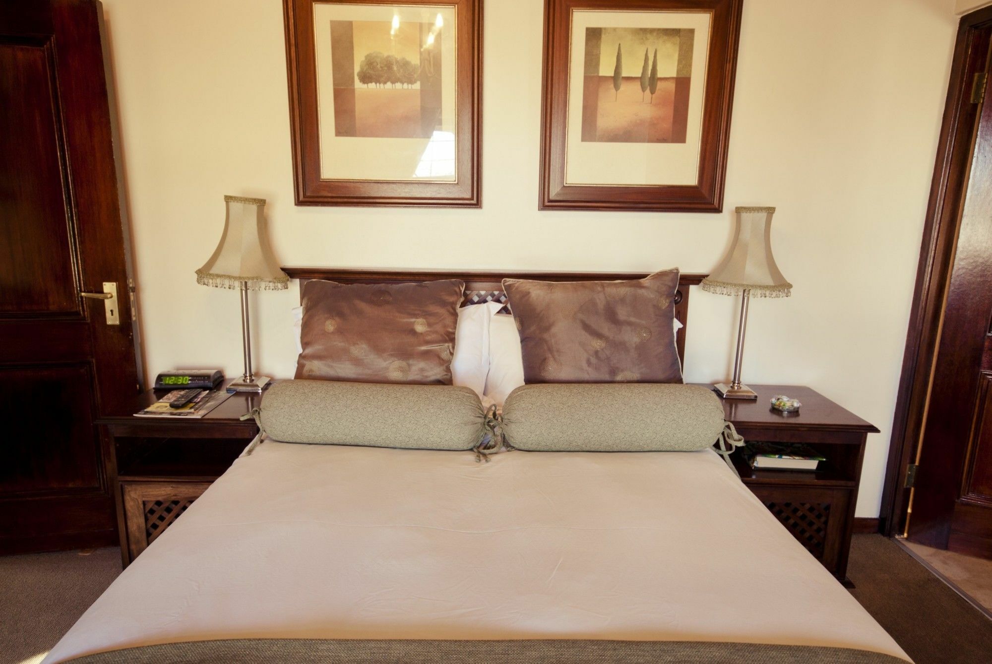 Lourie Lodge Сандтон Екстер'єр фото
