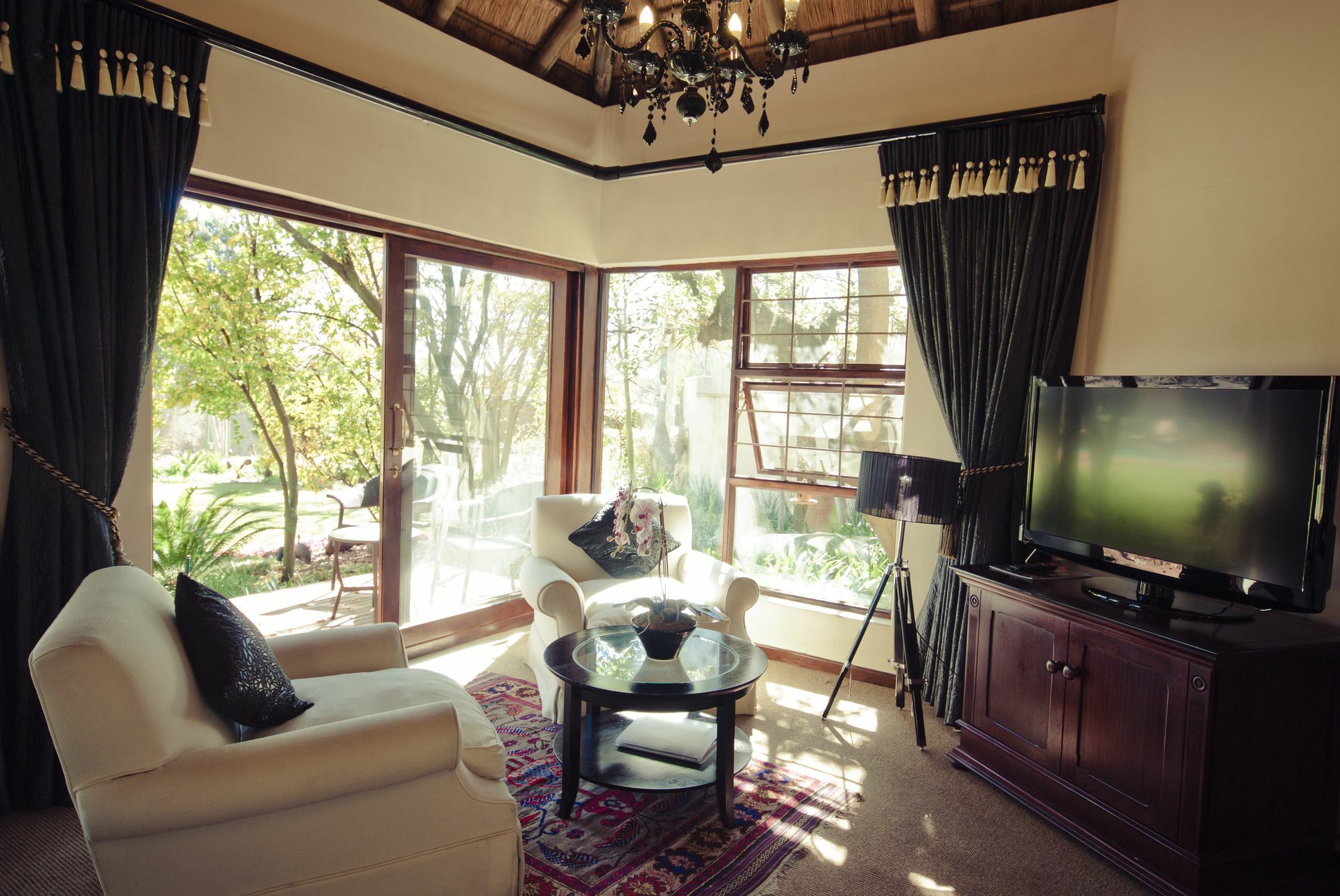 Lourie Lodge Сандтон Екстер'єр фото